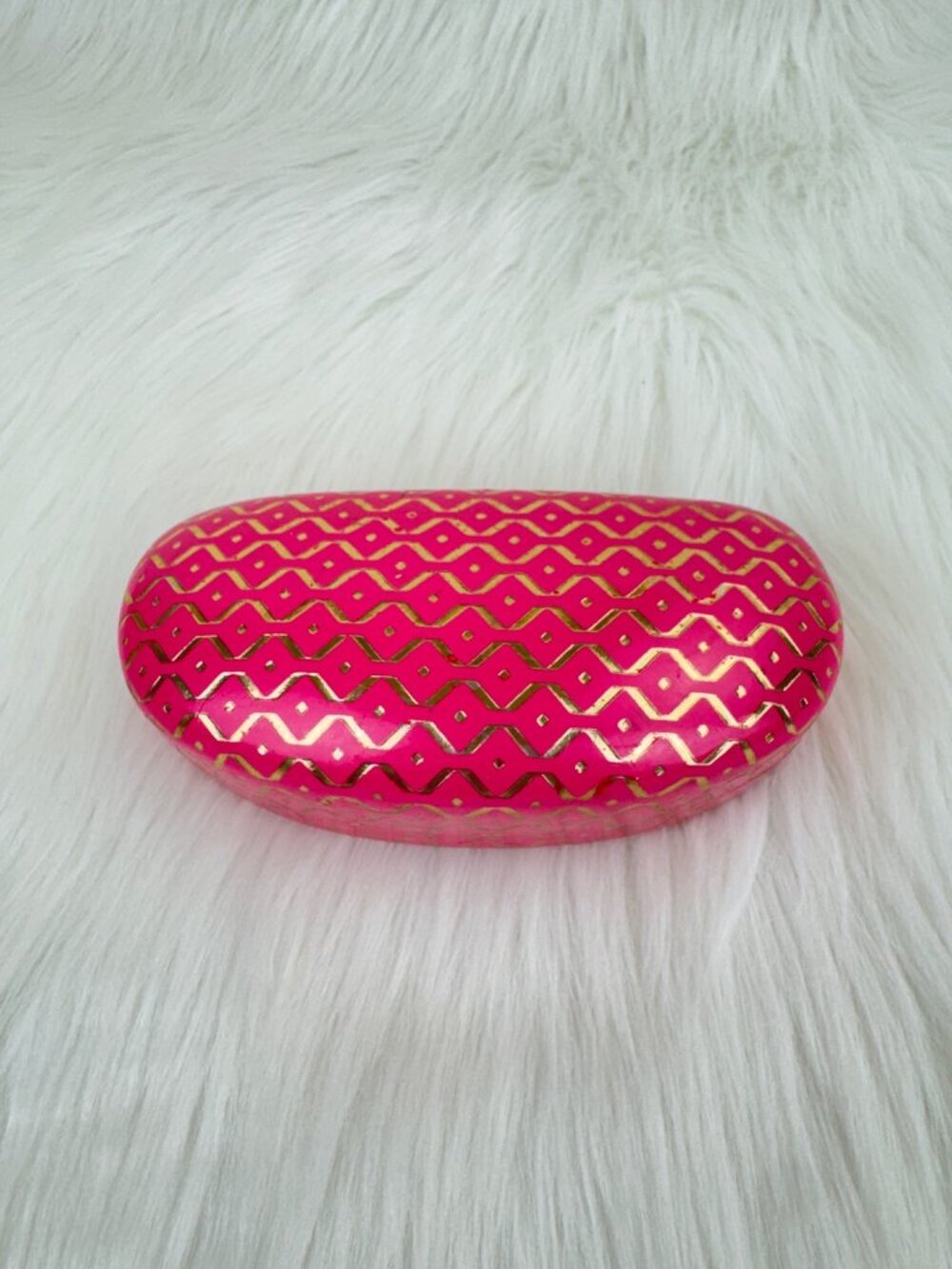 Used Pink Hard Shell Clam Shell Sunglasses Case Travel Storage